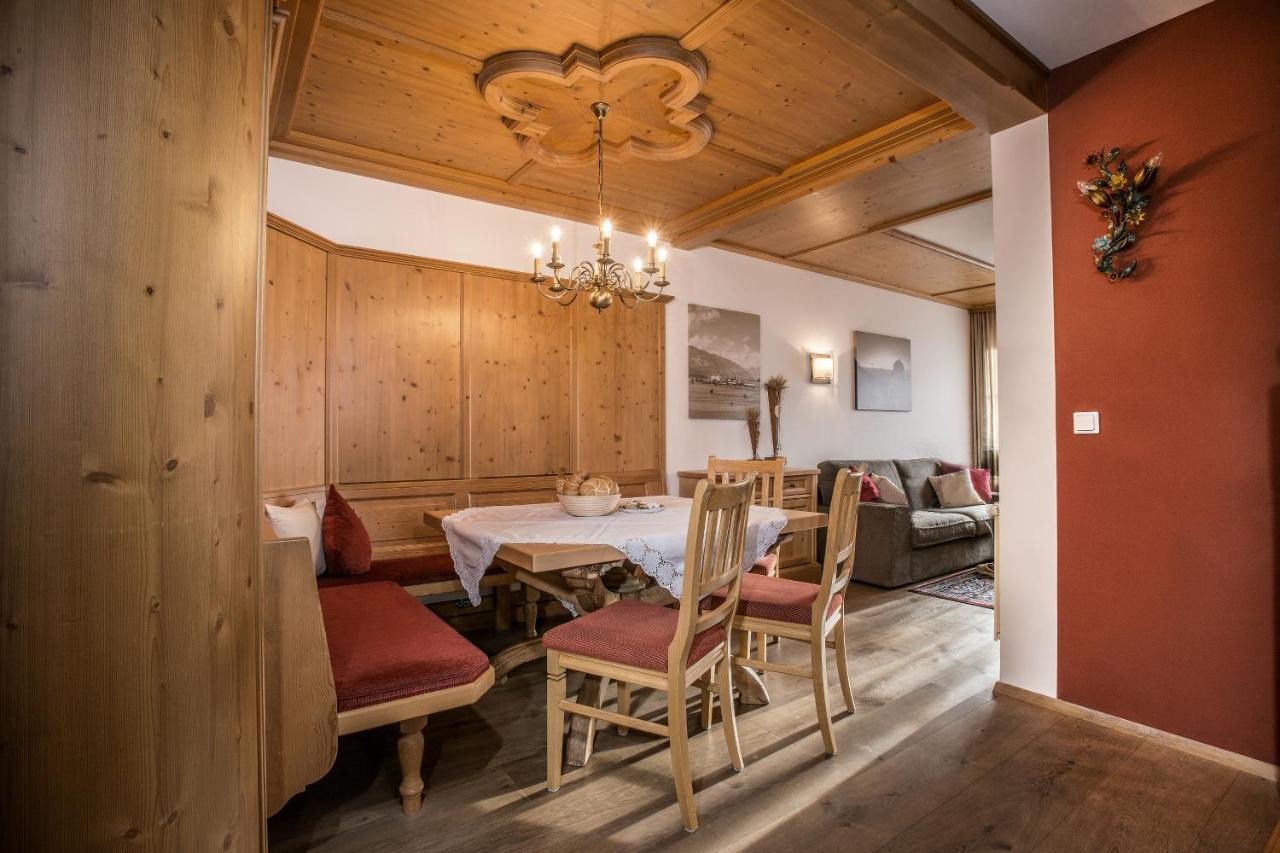 Ferienwohnungen Baeckenhaus Stumm Exteriör bild